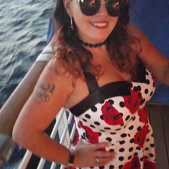 Meet your Posher, Tracie - Picture 3 of 8